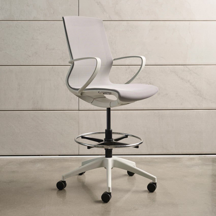 Pret Task Stool