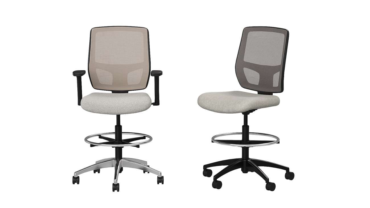 Airus Stool