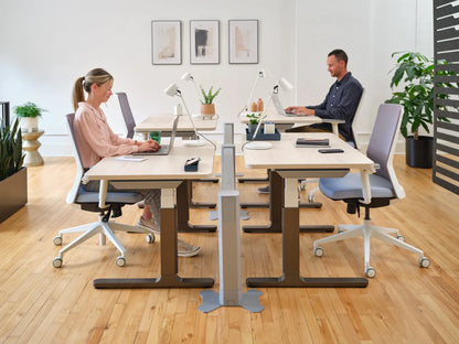 AMQ Cluvo Height-Adjustable Desk
