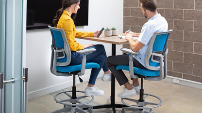 Focus 2.0 task chair in a workspace