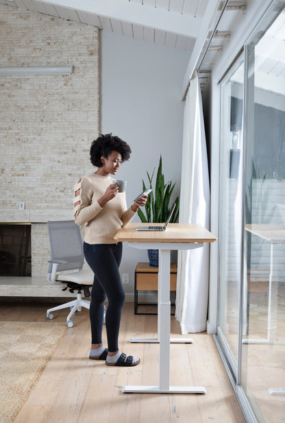 SitOnIt Switchback Home Edition desk at home